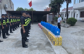 高溫慰問(wèn)送清涼  情系一線(xiàn)暖人心 ——宗保公司開(kāi)展高溫送清涼活動(dòng)