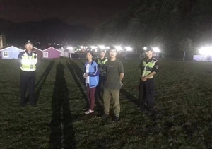 孩子走散父母急 特保幫找回全家笑