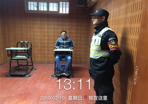 小偷春節不休息，特保當場(chǎng)就拿下 -----周浦市容項目隊員抓捕小偷