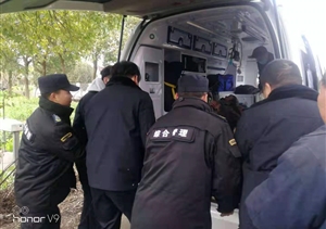 交通事故老人受傷  特保隊員妥當救助 --金山項目幫助交通事故受傷