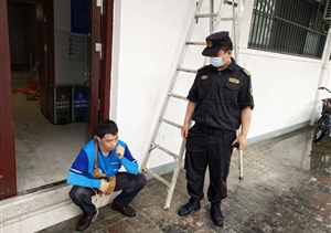 外賣(mài)小哥當街發(fā)病  緊急關(guān)頭保安施救——宗保公司駐市委黨校項目