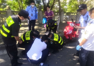 老人煩心欲自殘   特保悉心助平安——周浦市容城管輔助隊員緊急救